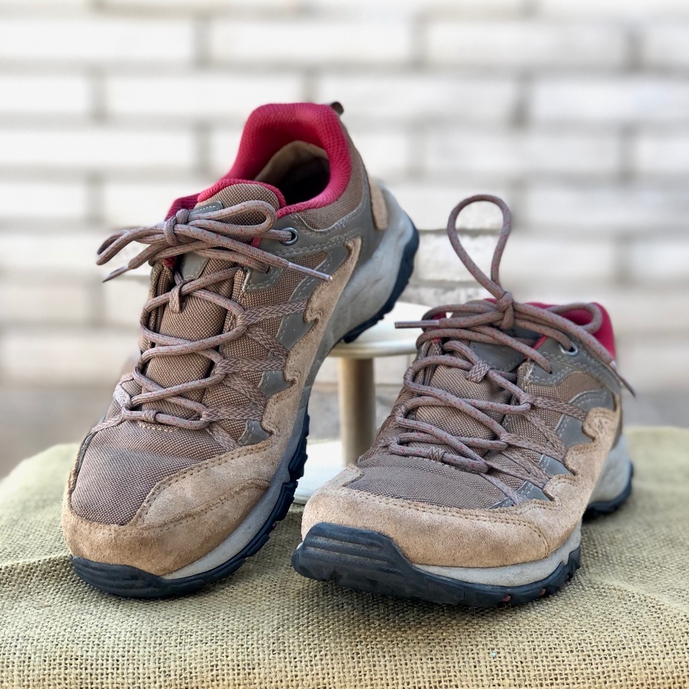 Columbia Women's Wahkeena Hiking Shoe / Sneaker Size 6.5 WMN'S BL5532-257